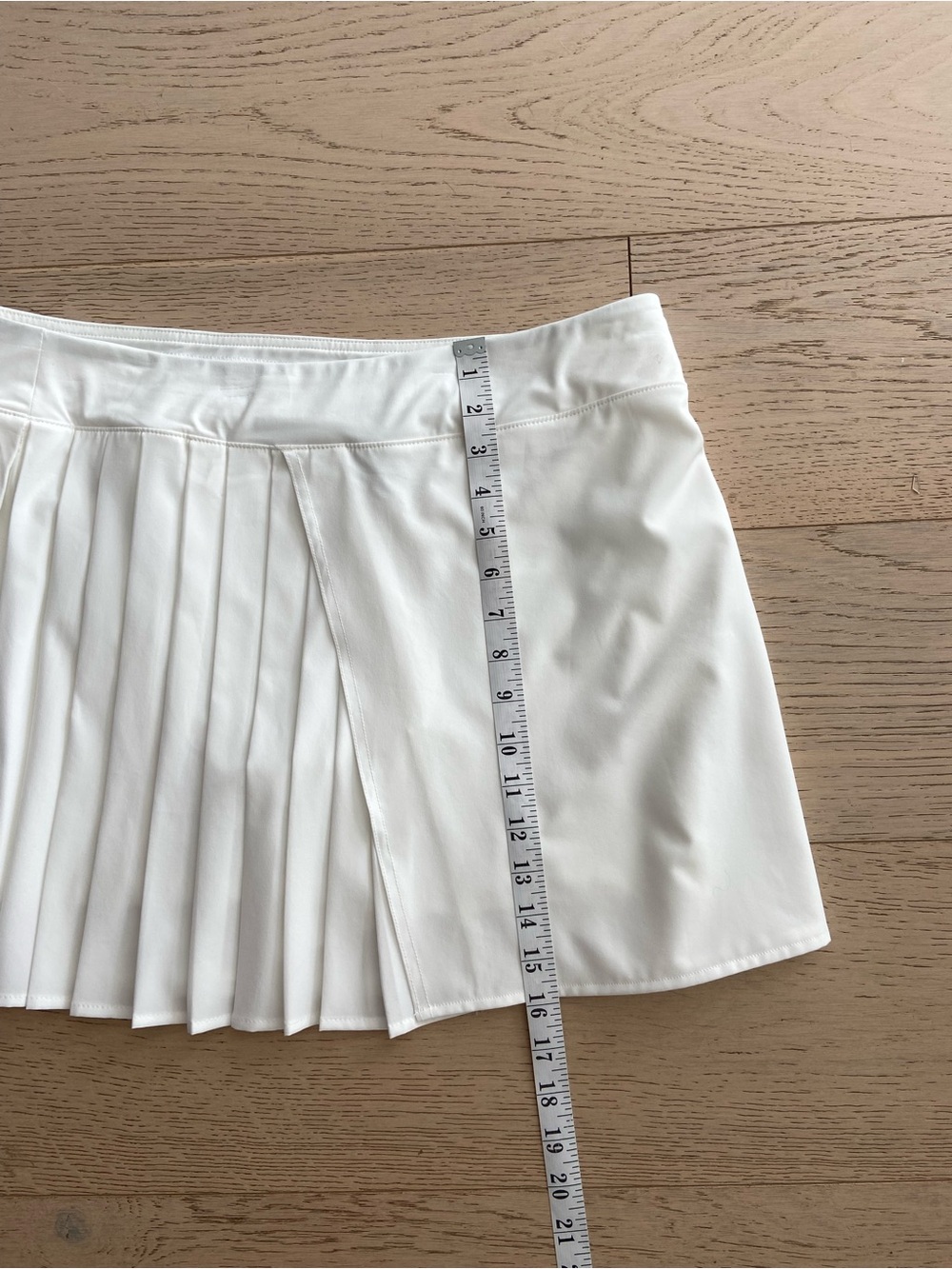 LOLE White Pleated Skort Large Tennis Golf Pickleball Athletic Skirt 16" - Picture 7 of 7
